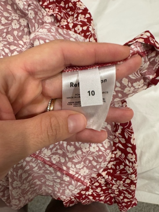 Reformation Zoe skirt flower girl 10 - Picture 4 of 7